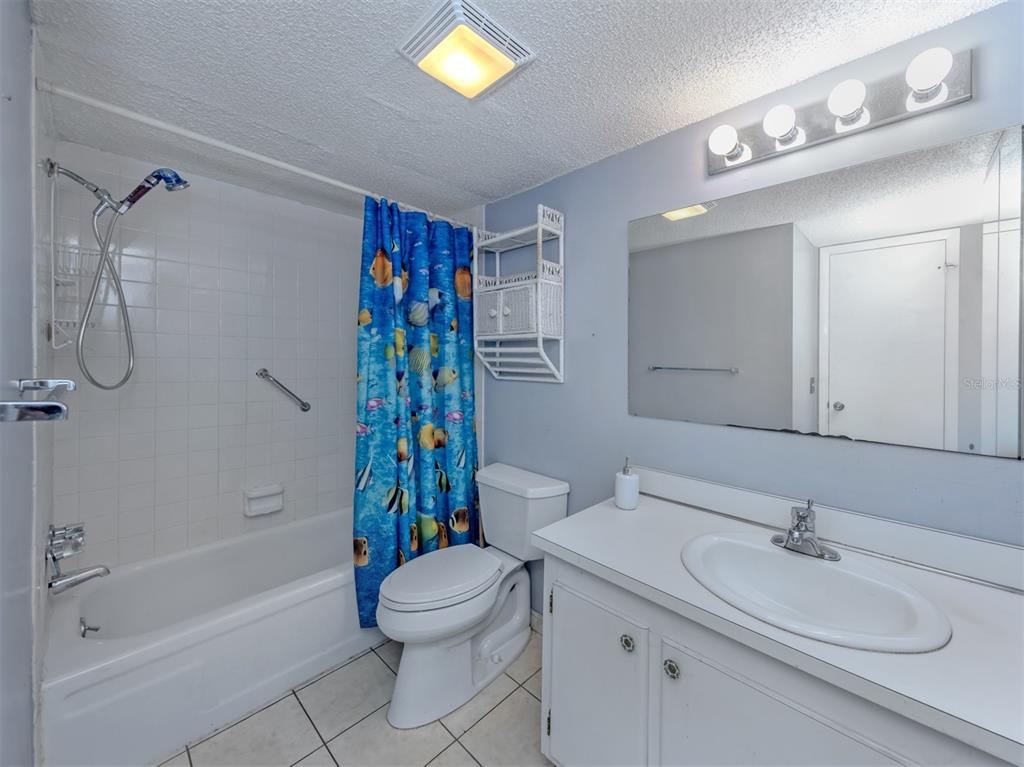 519 Albee Farm Road, Unit 201 Venice, FL 34285 - Photo 16 of 50