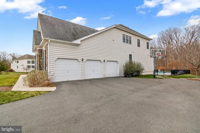 $2,200,000 | 5220 Bonnie Brae Farm Drive, Haymarket, VA 20169