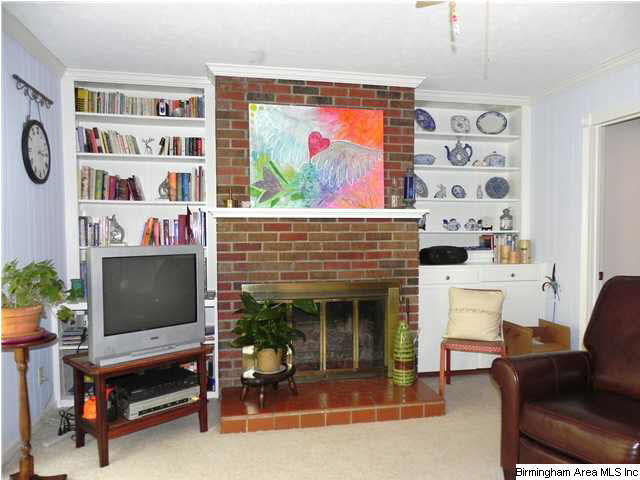 601 Crestview Road Anniston, AL 36207 - Photo 12 of 24