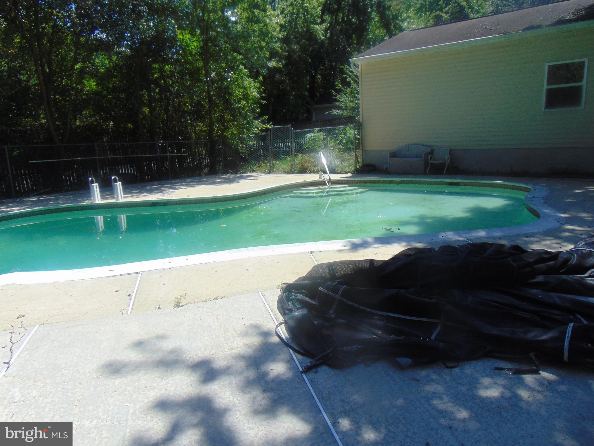 6805 Highbridge Road Bowie, MD 20720 - Photo 14 of 65 Pool