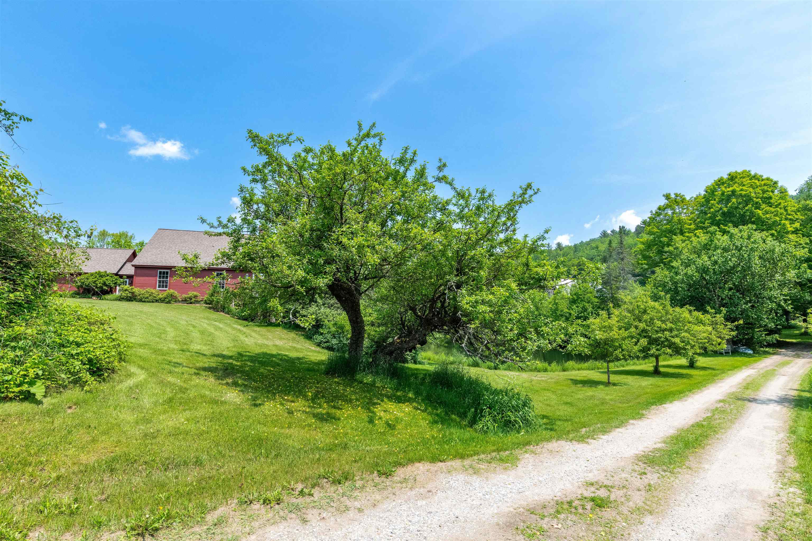 1342 Gilfillan Road Ryegate, VT 05069 - Photo 14 of 51