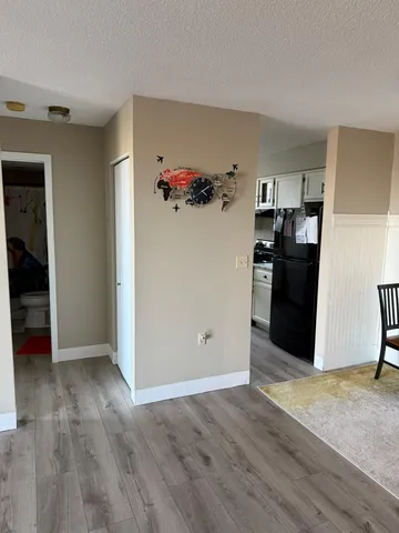 $139,900 | 6500 Woodlake Drive, Unit 705, Richfield, MN 55423