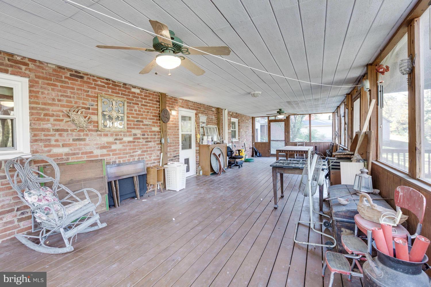 5712 Norton Road Alexandria, VA 22303 - Photo 22 of 30 Interior (General)