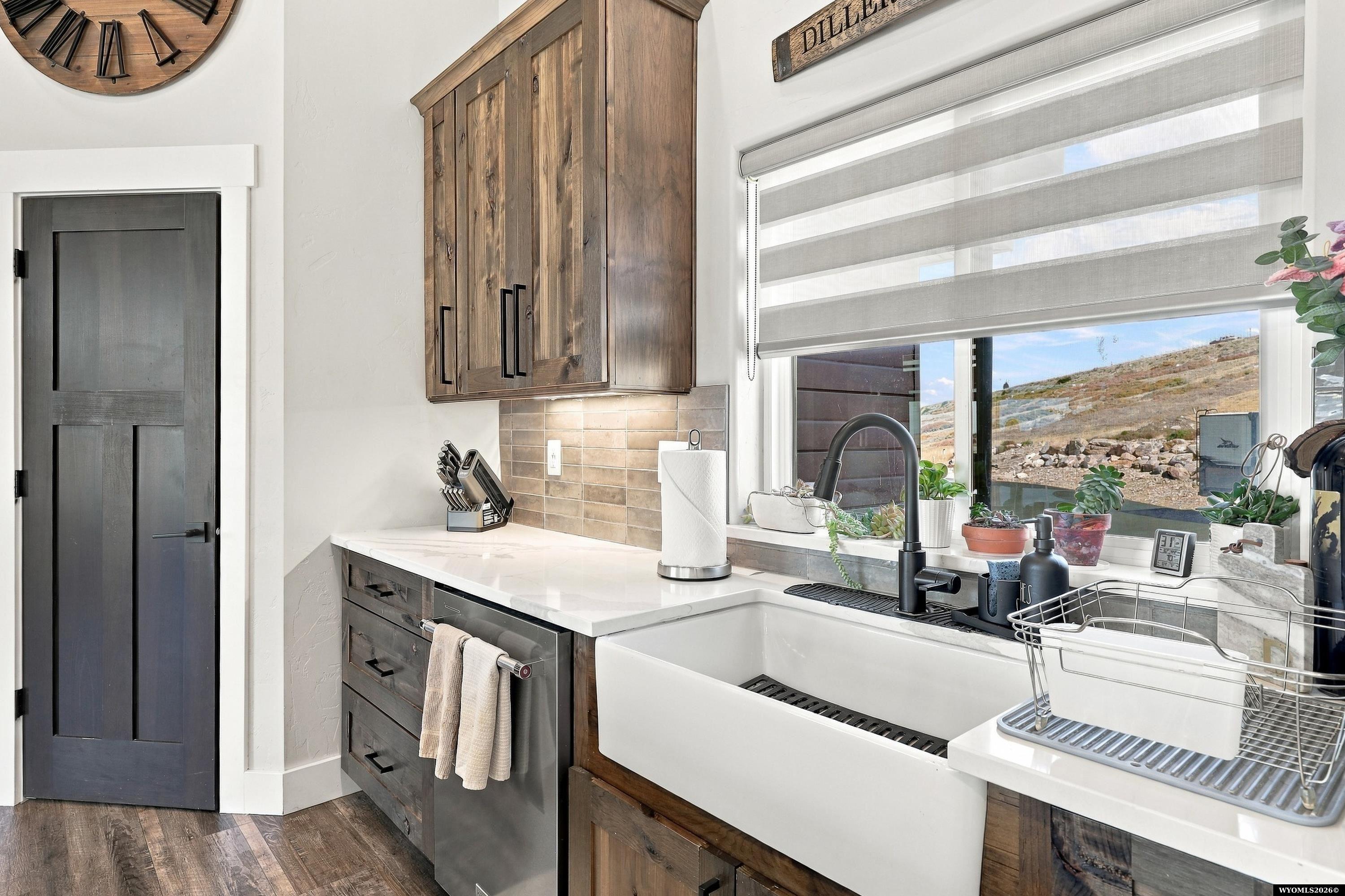 6685 South Rotary Park Road Casper, WY 82601 - Photo 9 of 41 Gallery Image 9