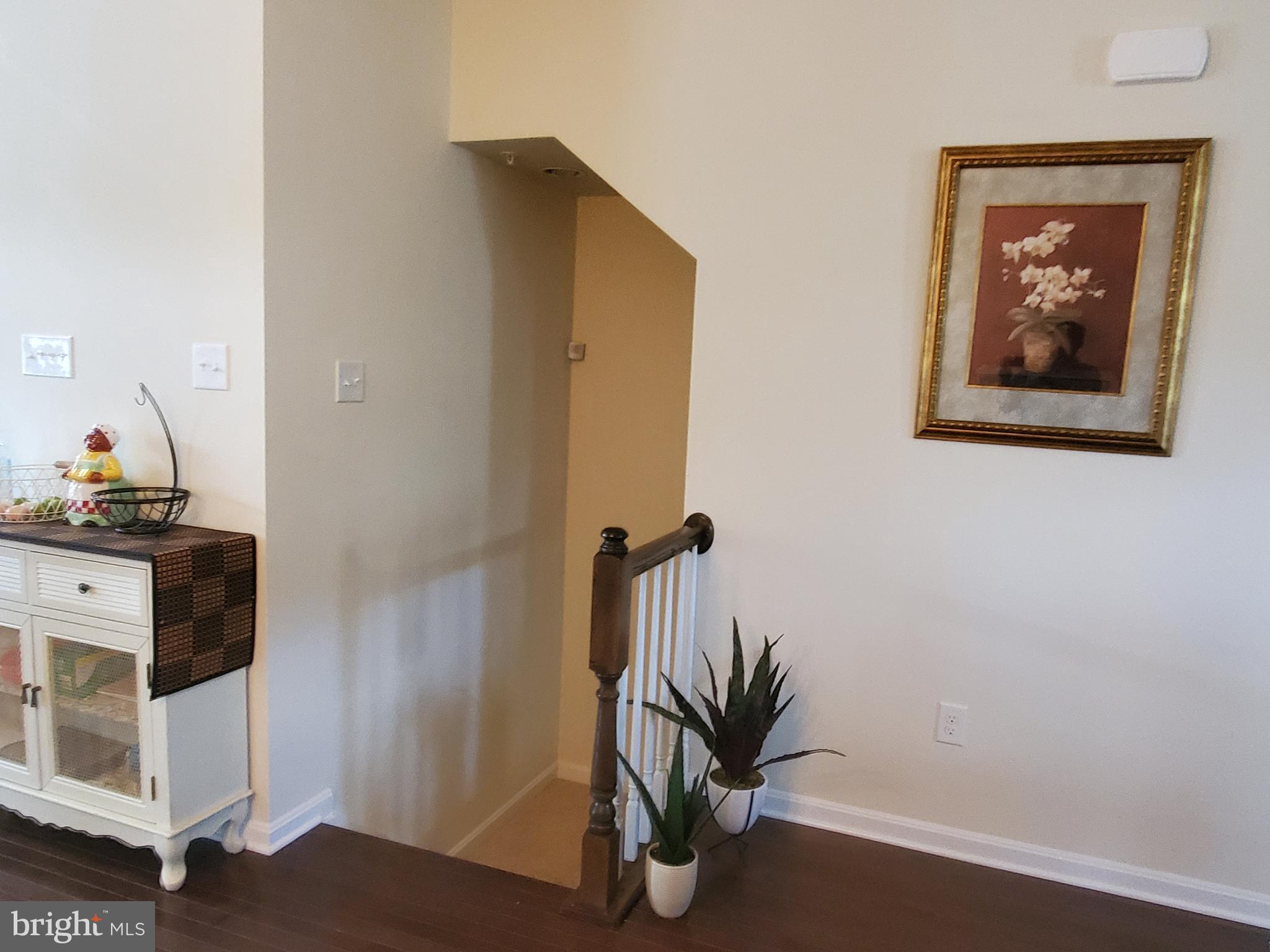 Second Level Stairway