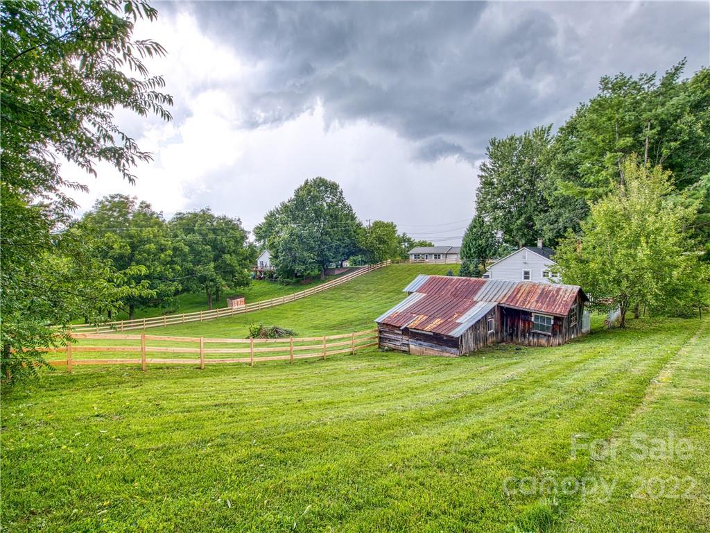 1066 Kims Cove Road Canton, NC 28716 - Photo 5 of 25