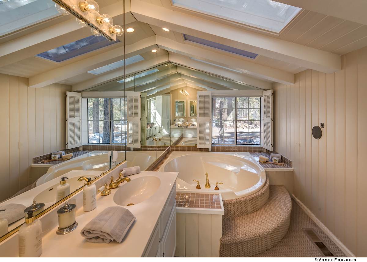 306 Skidder Trail Truckee, CA 96161 - Photo 10 of 21