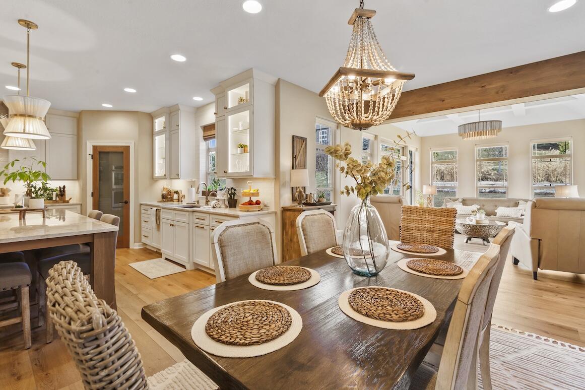 739 Stepping Stone Way Pewaukee, WI 53072 - Photo 18 of 88 Dining Room with Chandelier
