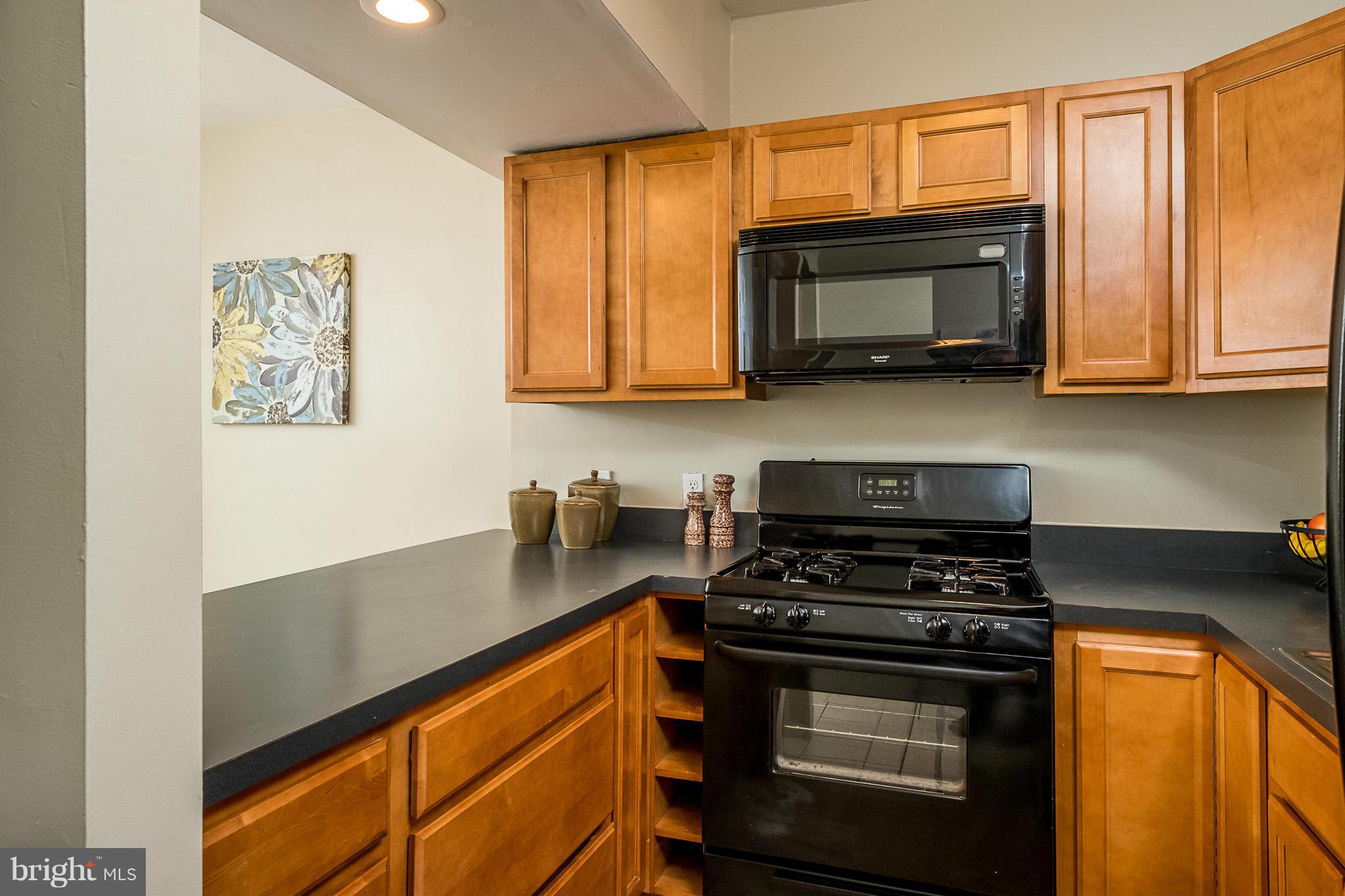 3111 Keswick Road Baltimore, MD 21211 - Photo 6 of 20 Kitchen