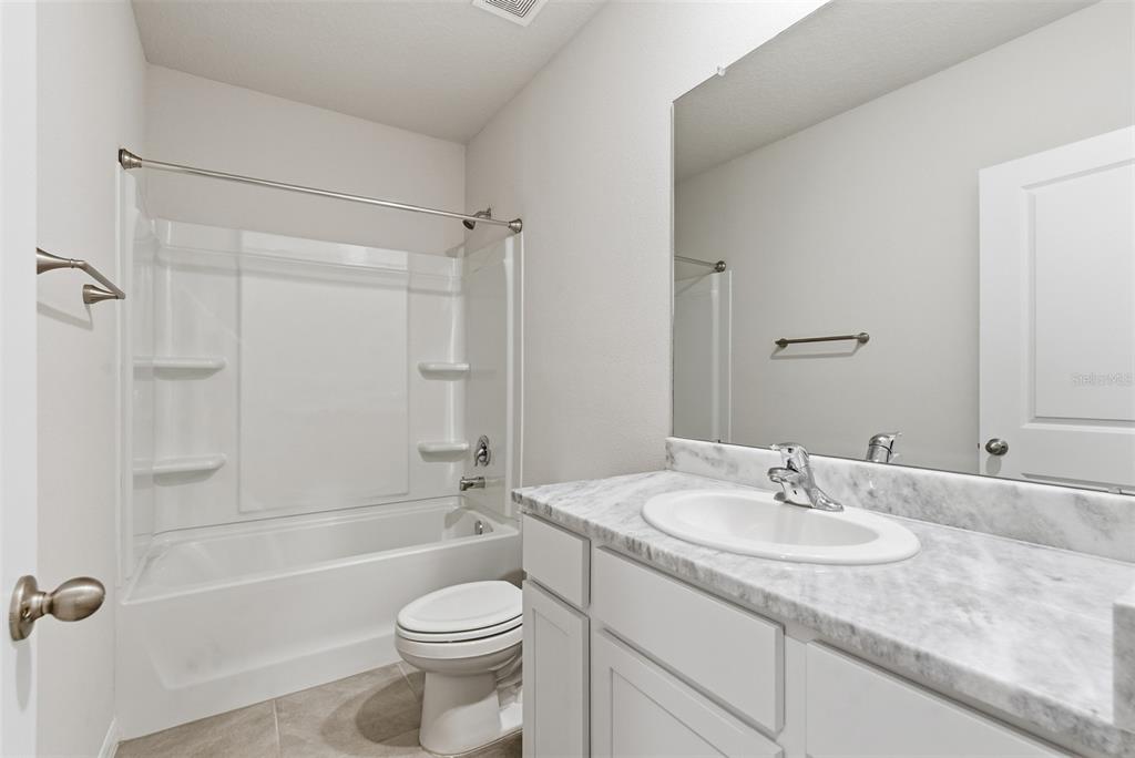 17653 Crescent Moon Loop Bradenton, FL 34211 - Photo 32 of 71