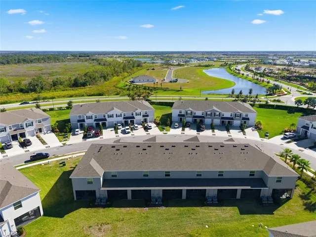 $342,000 | 17653 Crescent Moon Loop, Bradenton, FL 34211