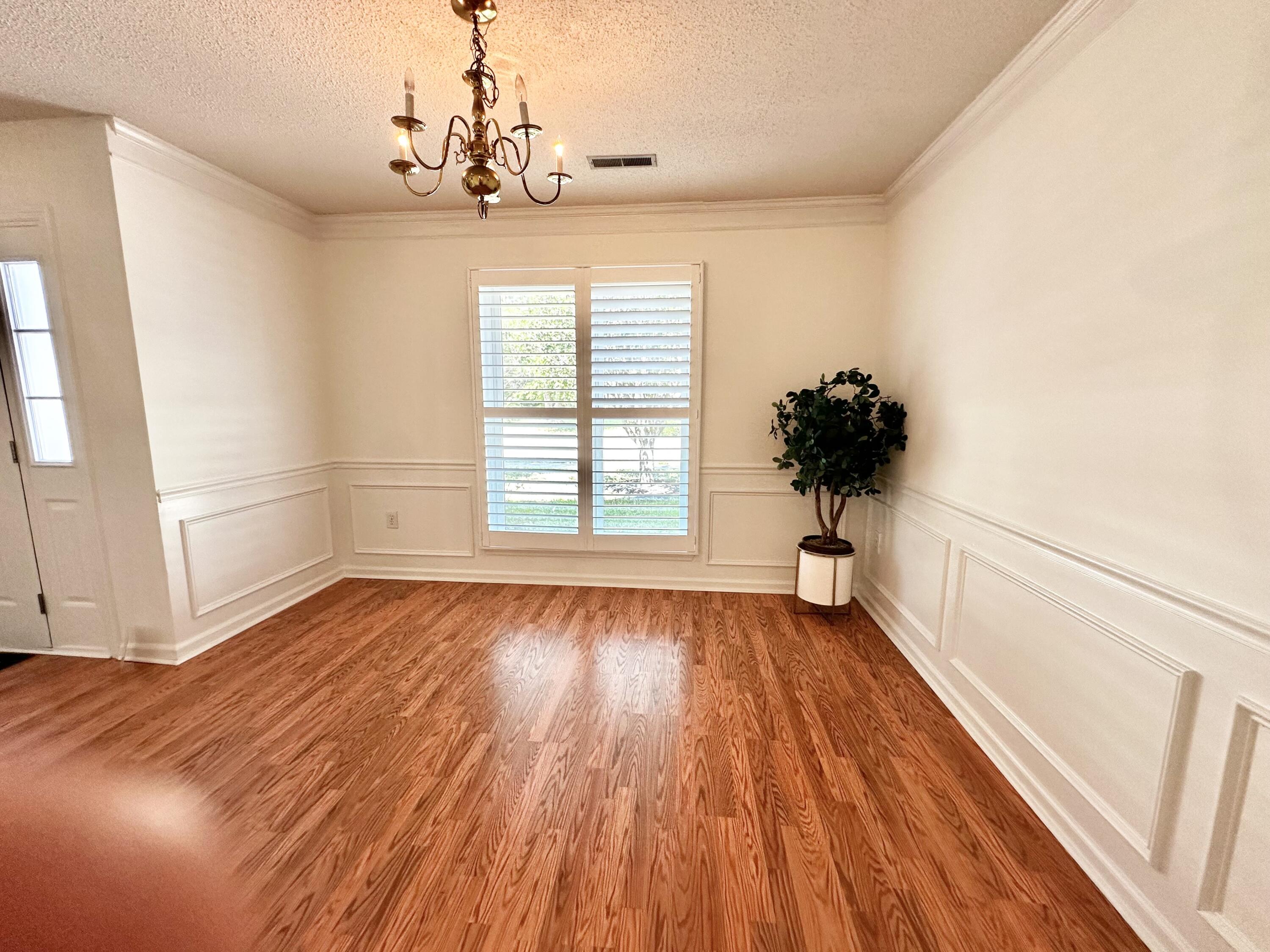 3278 Tabor Road Mount Pleasant, SC 29466 - Photo 6 of 45 IMG_1460