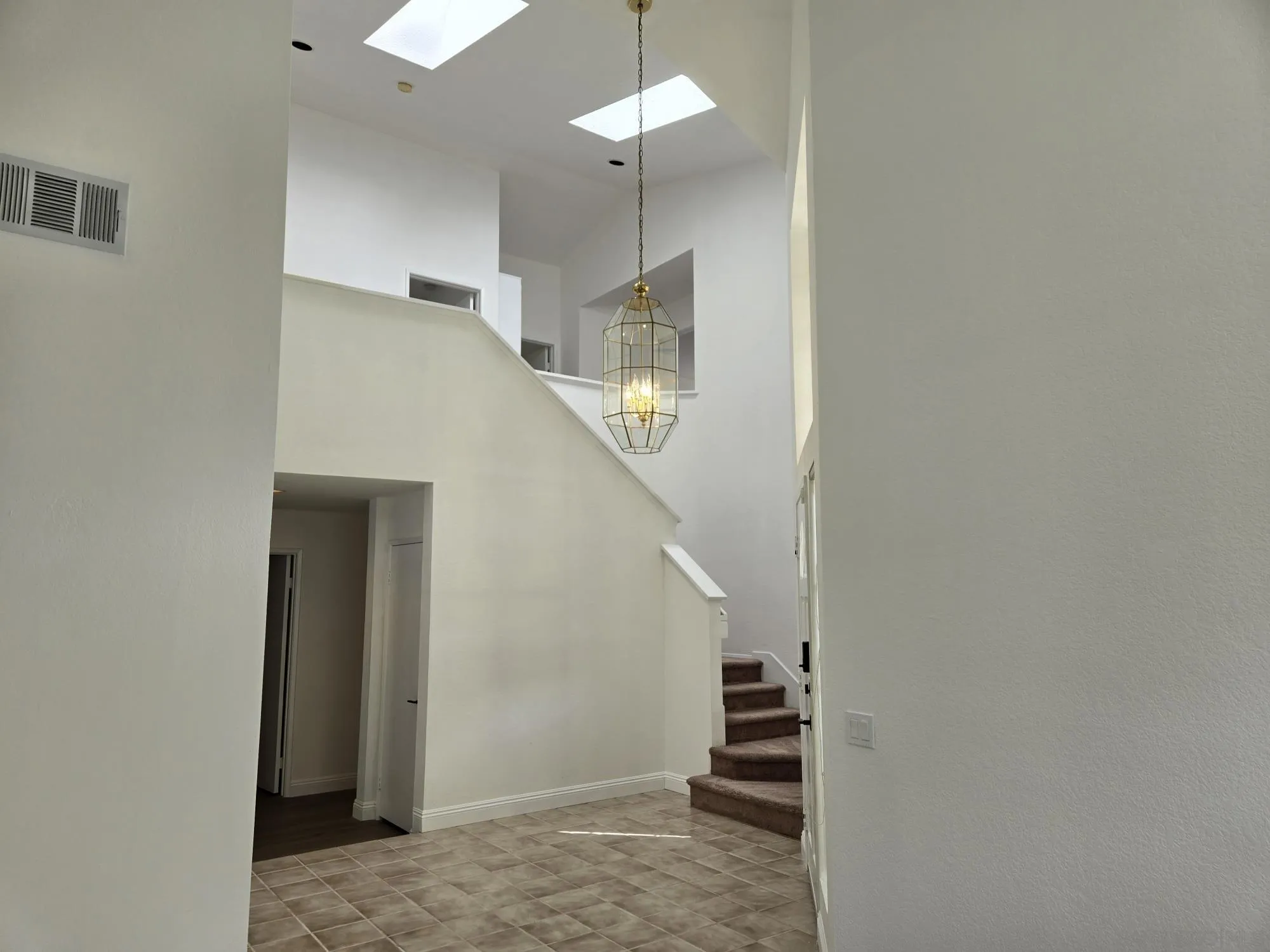 9480 Maler Road San Diego, CA 92129 - Photo 4 of 15