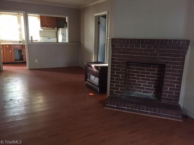 304 West Ransom Street Reidsville, NC 27320 - Photo 3 of 12 Gallery Image 3