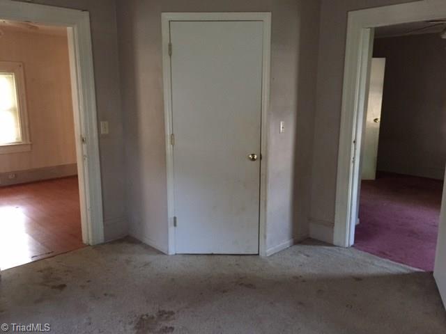 304 West Ransom Street Reidsville, NC 27320 - Photo 8 of 12 Gallery Image 8