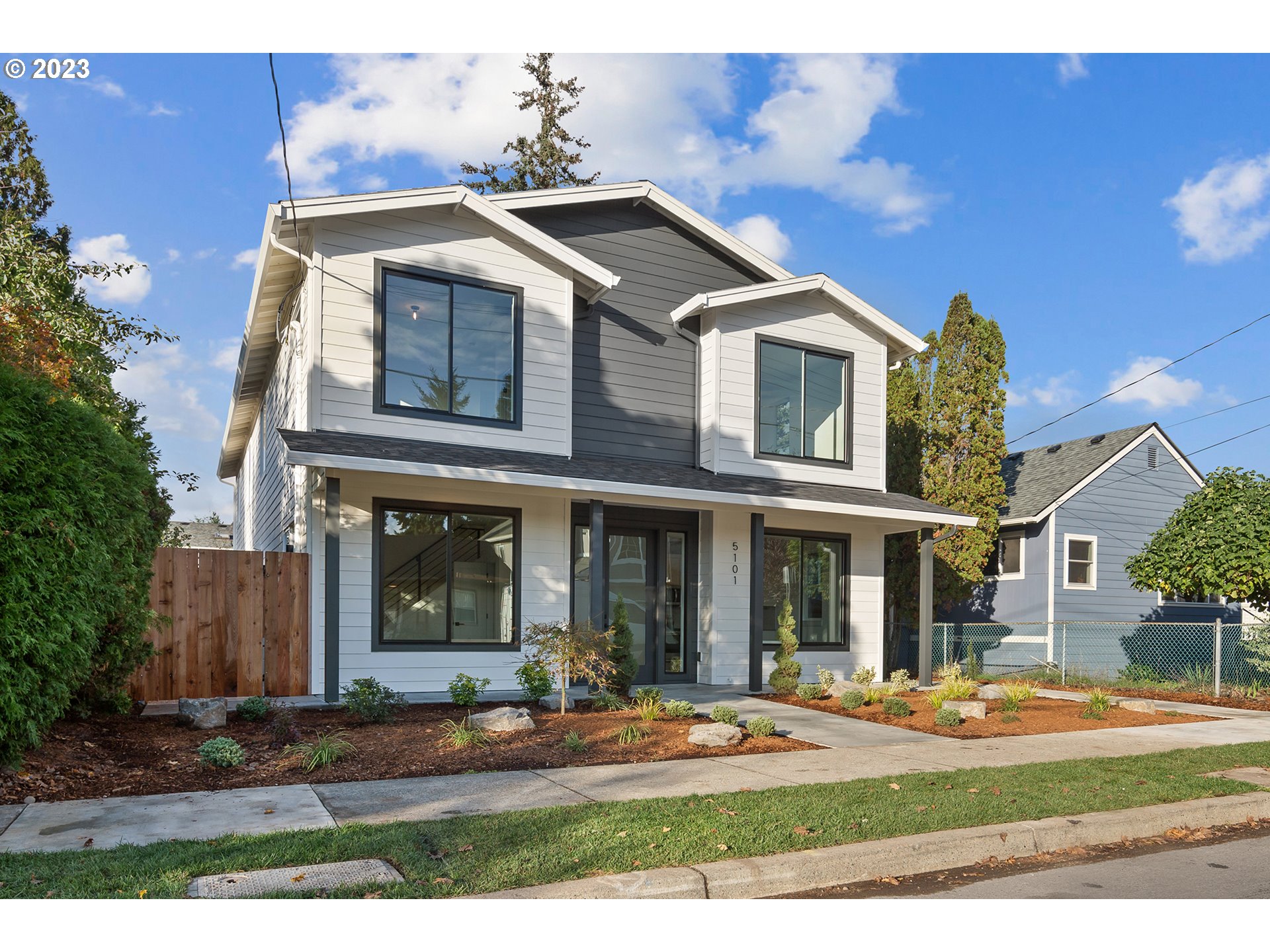 5101 Southeast Rural Street Portland, OR 97206 - Photo 3 of 21 Gallery Image 3
