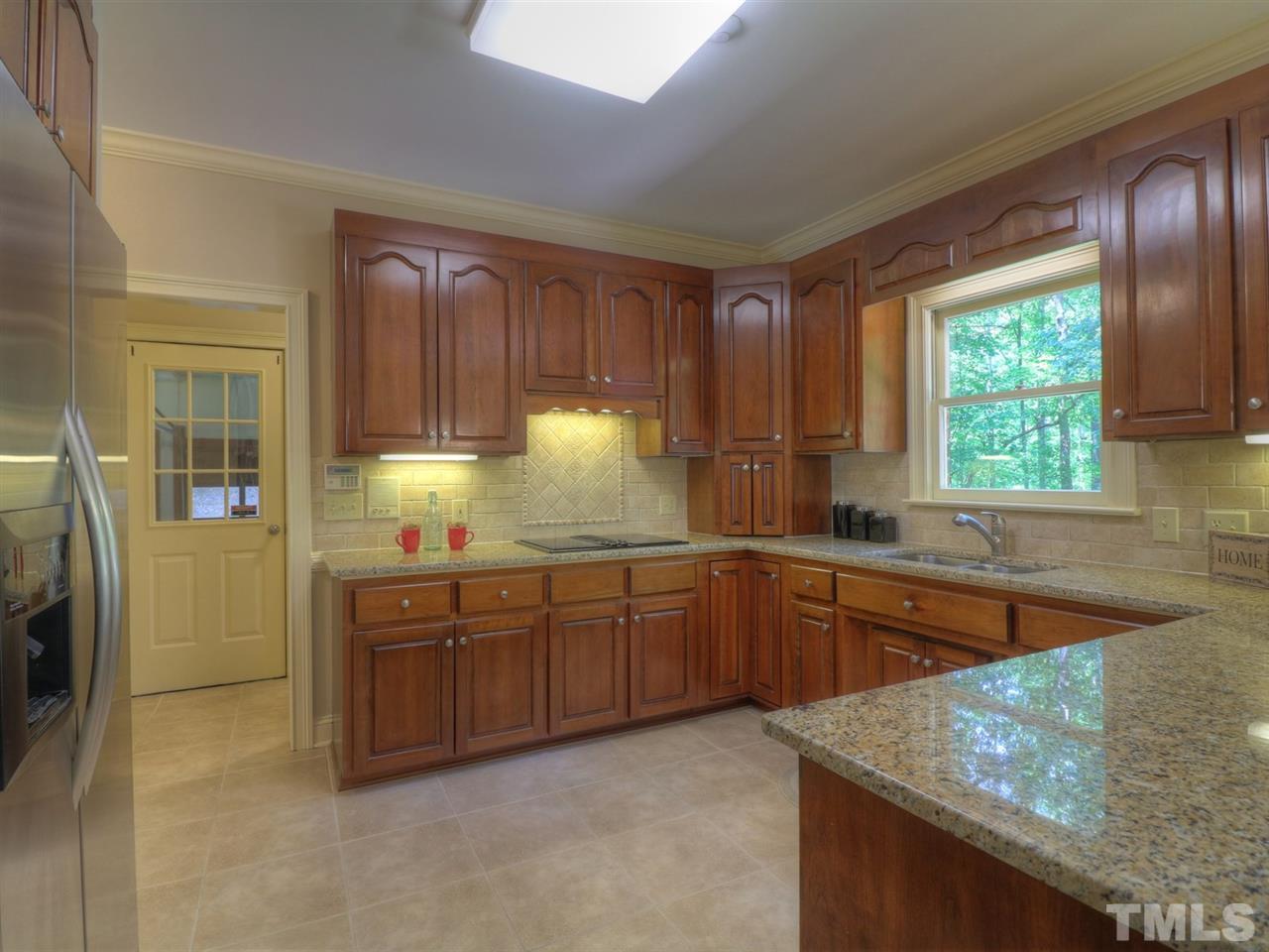 6500 Saddlepath Circle Raleigh, NC 27606 - Photo 6 of 25 Gallery Image 6