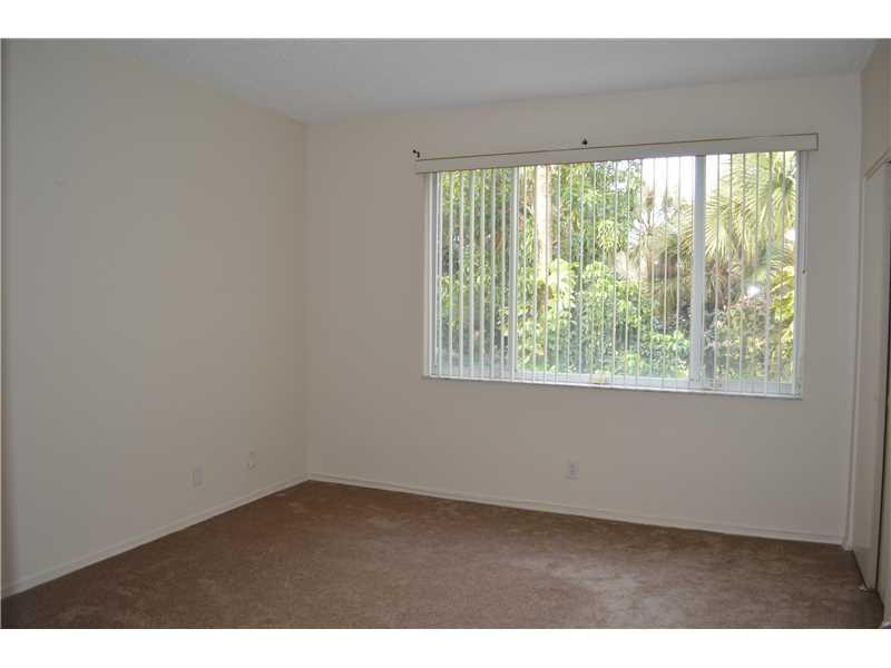 151 Southwest 96th Terrace, Unit 151 Plantation, FL 33324 - Photo 16 of 28 Bedroom Master.