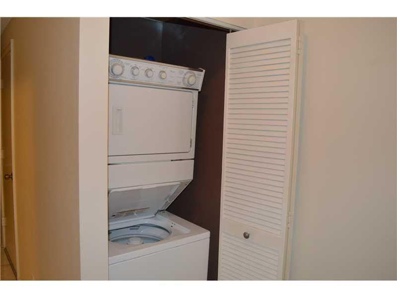 151 Southwest 96th Terrace, Unit 151 Plantation, FL 33324 - Photo 24 of 28 Laundry Room.