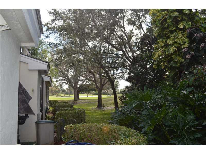 151 Southwest 96th Terrace, Unit 151 Plantation, FL 33324 - Photo 26 of 28 Exterior Back Other.