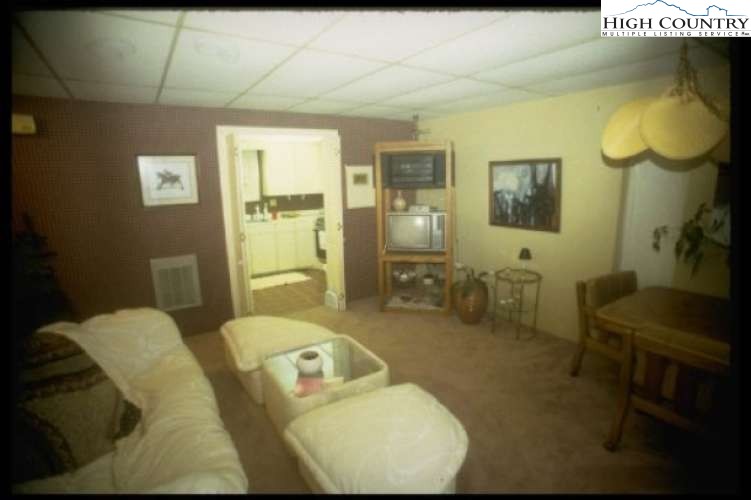 417 Grand Boulevard Boone, NC 28607 - Photo 12 of 18 Gallery Image 12