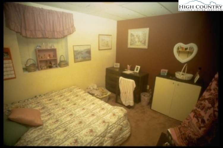 417 Grand Boulevard Boone, NC 28607 - Photo 17 of 18 Gallery Image 17