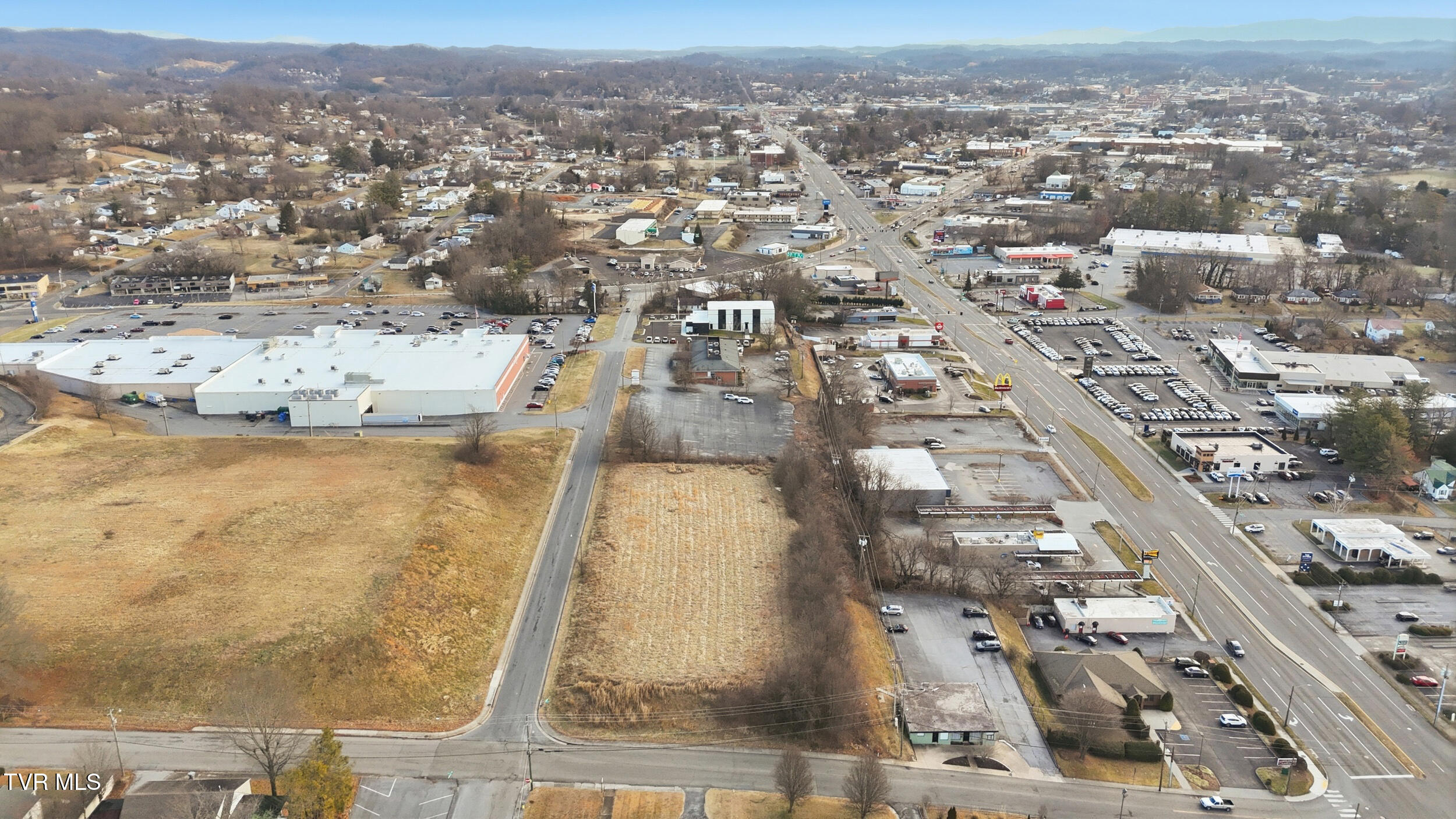 70 Midway Street, Unit 5 Bristol, TN 37620 - Photo 4 of 13 midway st-01