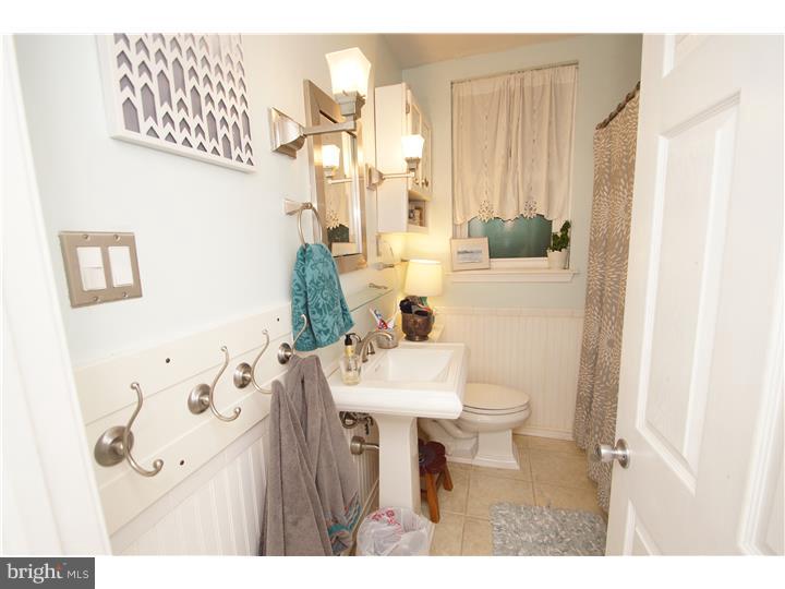 937 Church Road Springfield, PA 19064 - Photo 12 of 24 Bathroom