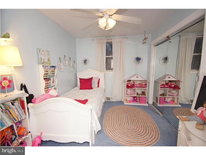 937 Church Road Springfield, PA 19064 - Photo 13 of 24 Bedroom 2