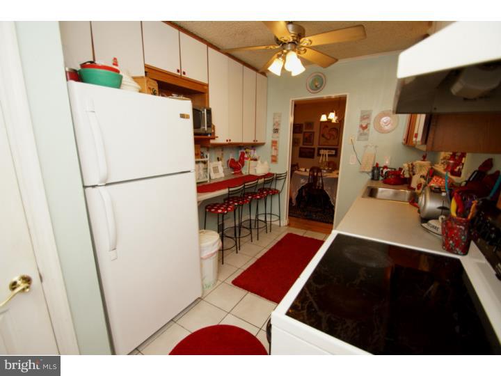 937 Church Road Springfield, PA 19064 - Photo 10 of 24 Kitchen