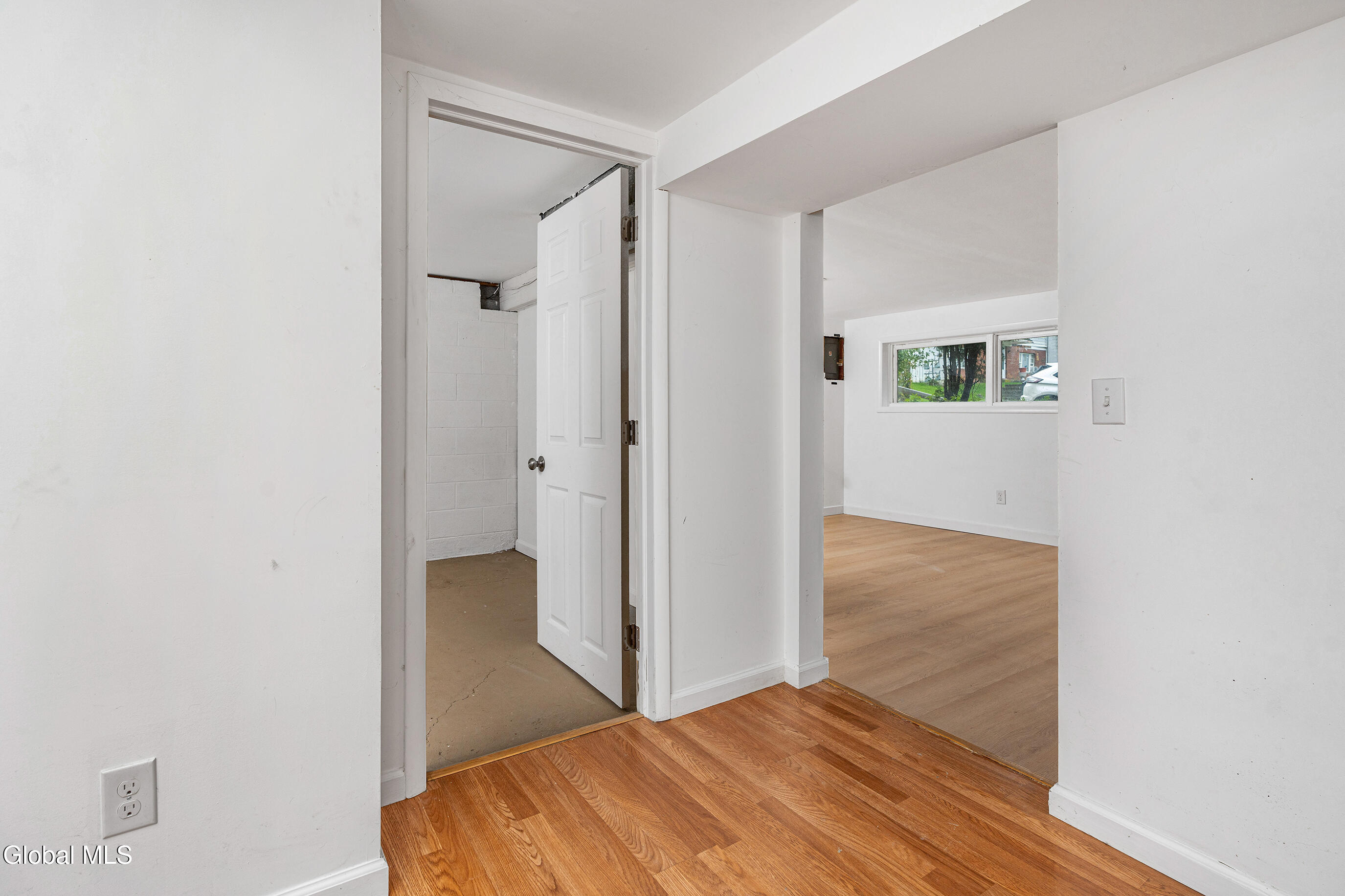 6 Hopkins Lane Troy, NY 12182 - Photo 21 of 28 A21_029-6-Hopkins-Ln-Troy-NY-12182