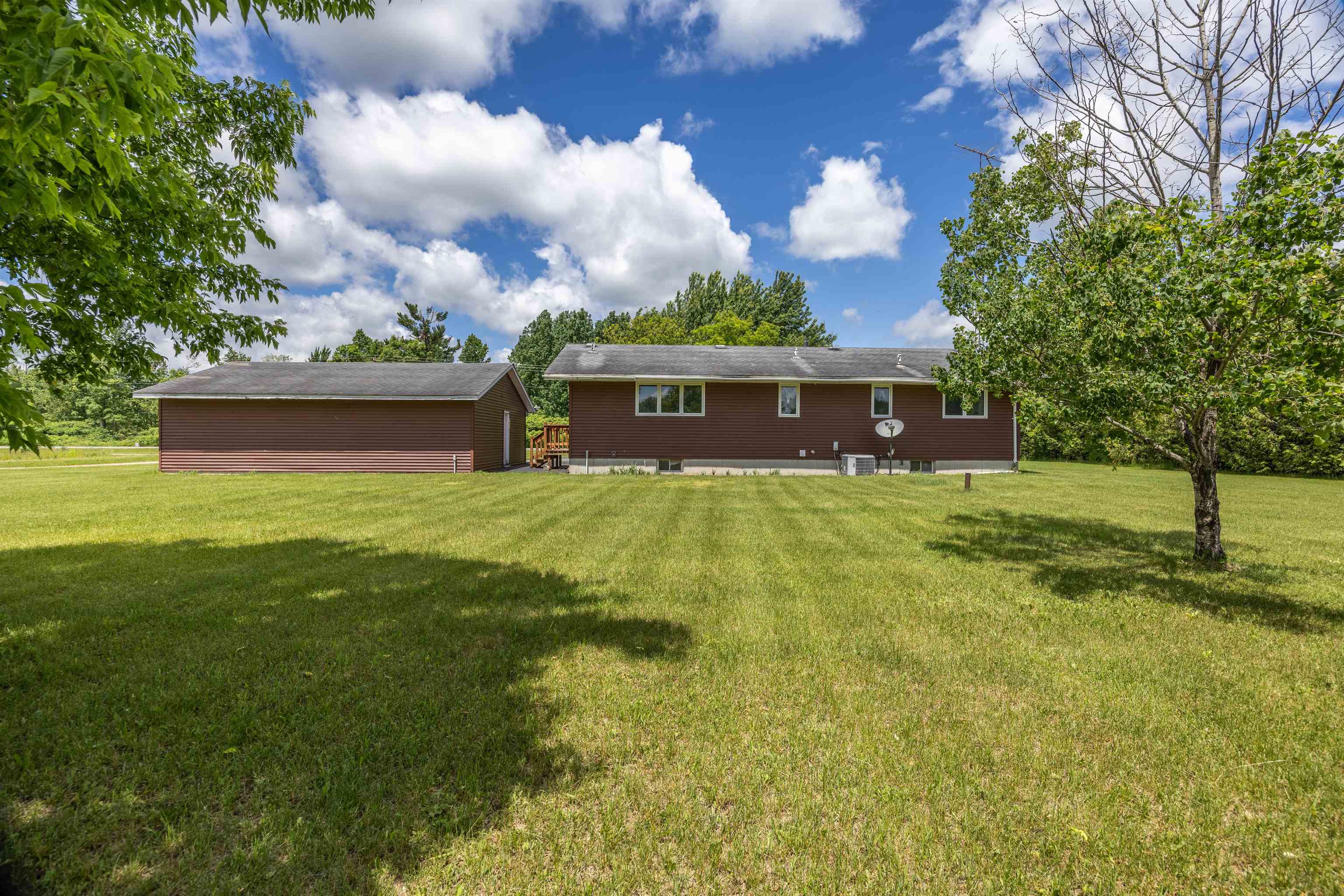 166059 Ringle Avenue Ringle, WI 54471 - Photo 23 of 27