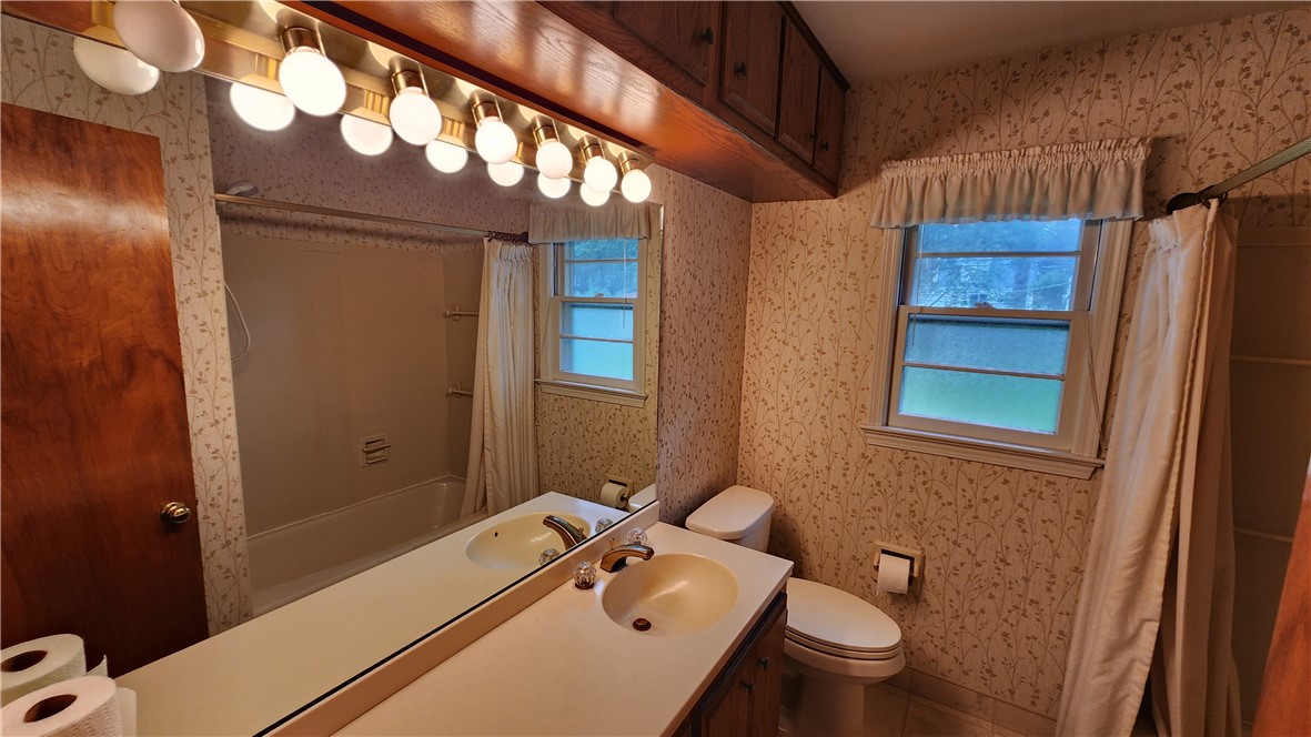 27 Loderdale Road Gates, NY 14624 - Photo 14 of 32 Gallery Image 14