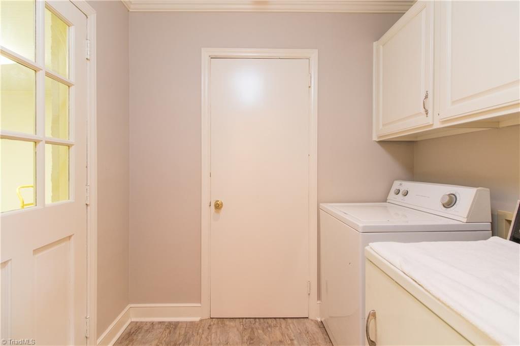 209 Kirk Road Greensboro, NC 27455 - Photo 20 of 30 Gallery Image 20
