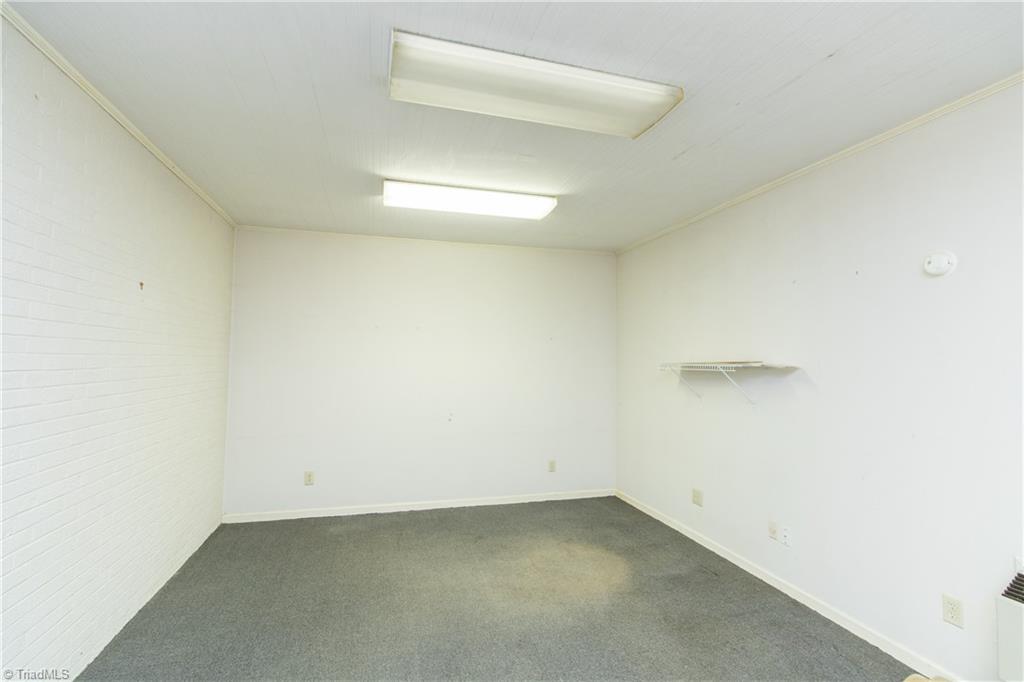 209 Kirk Road Greensboro, NC 27455 - Photo 22 of 30 Gallery Image 22