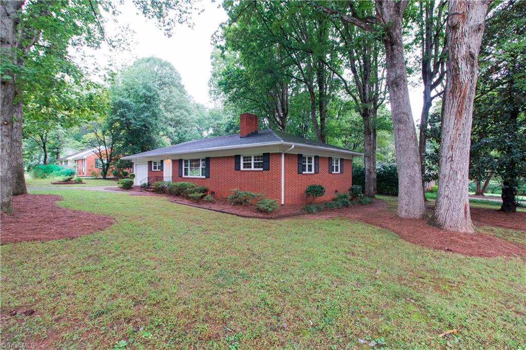 209 Kirk Road Greensboro, NC 27455 - Photo 25 of 30 Gallery Image 25