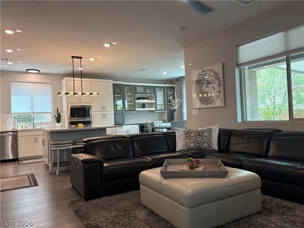 $2,500 | 7079 Garnet Crest Court, Las Vegas, NV 89148