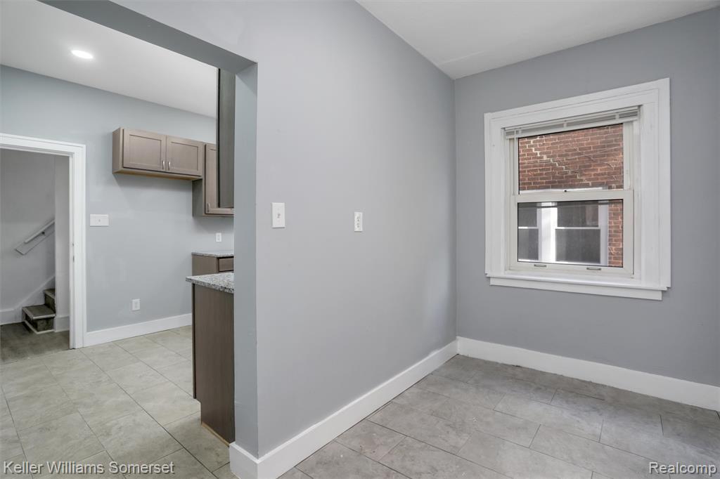 3322 Webb Street Detroit, MI 48206 - Photo 4 of 23
