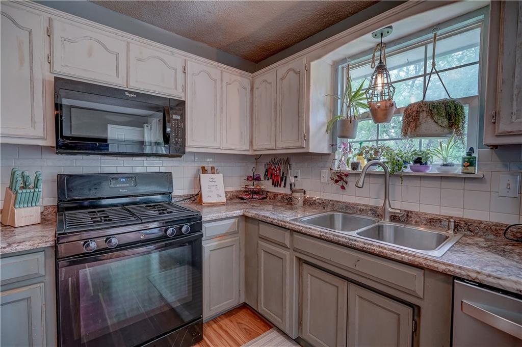 1708 North Lazy Branch Road Independence, MO 64058 - Photo 14 of 38