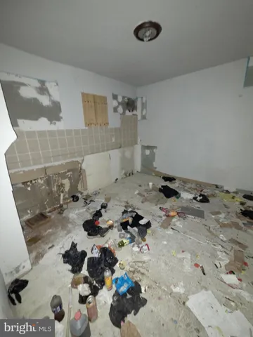 $49,900 | 610 West 8th Street, Chester, PA 19013