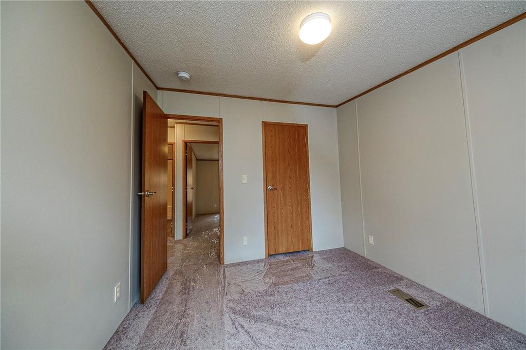 3454 Evergreen Road Pittsburgh, PA 15237 - Photo 18 of 25 a view of hallway