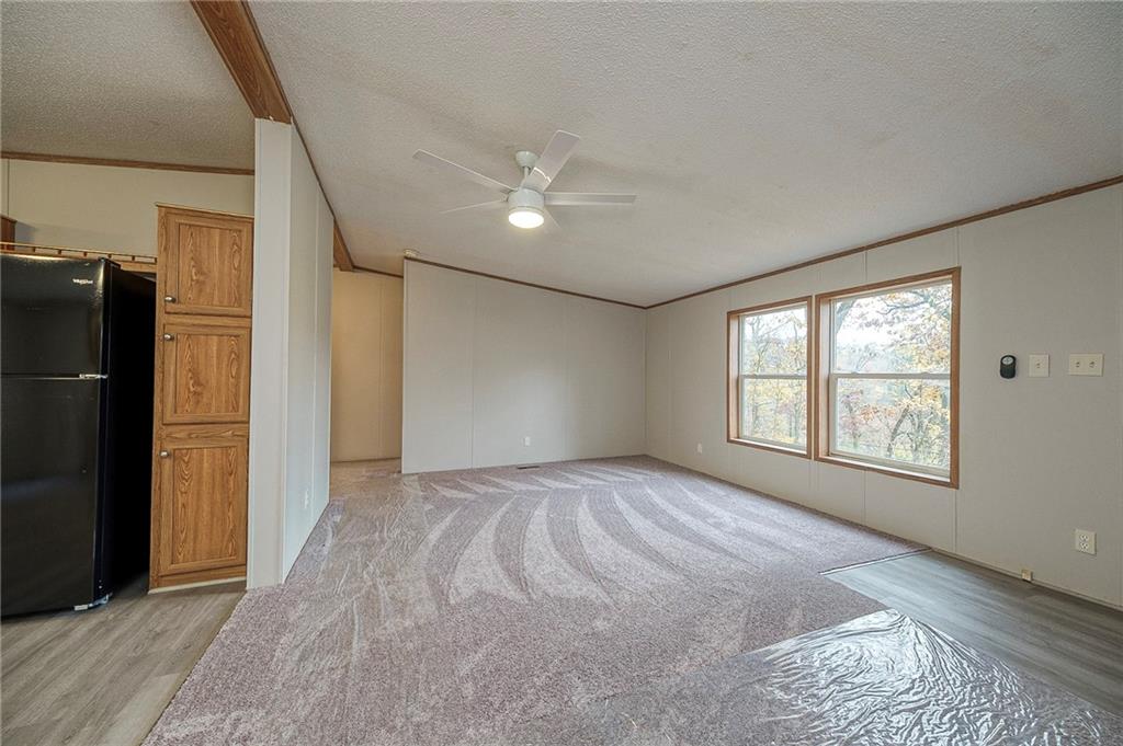 3454 Evergreen Road Pittsburgh, PA 15237 - Photo 6 of 25 a view of an empty room with a window