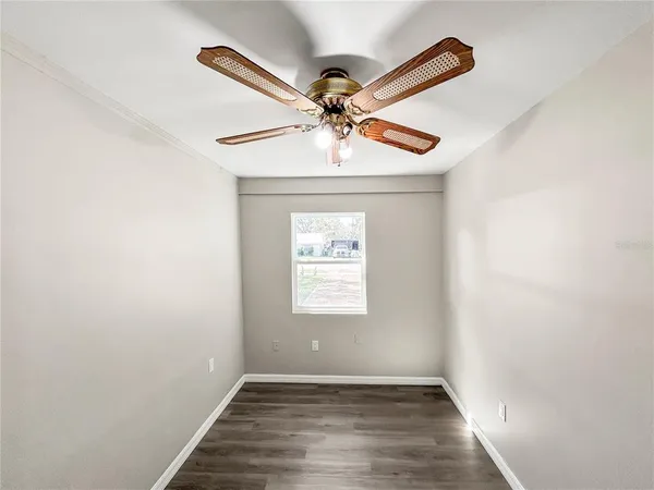 $274,900 | 25 East Charlotte Avenue, Eustis, FL 32726