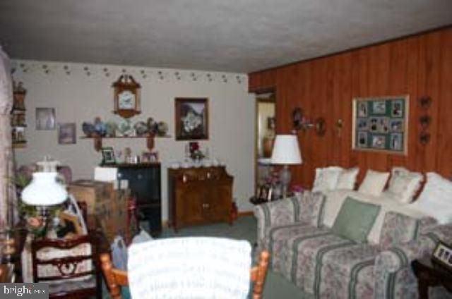 4711 Ridge Road Elizabethtown, PA 17022 - Photo 2 of 12 Gallery Image 2