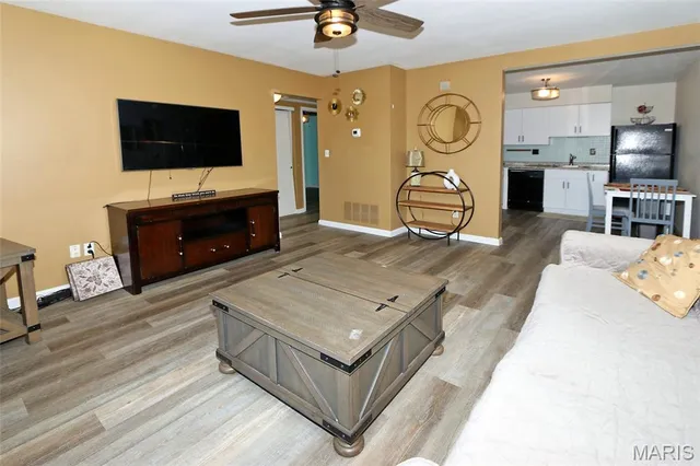 $119,900 | 12842 Portulaca Drive, Unit C, St. Louis, MO 63146