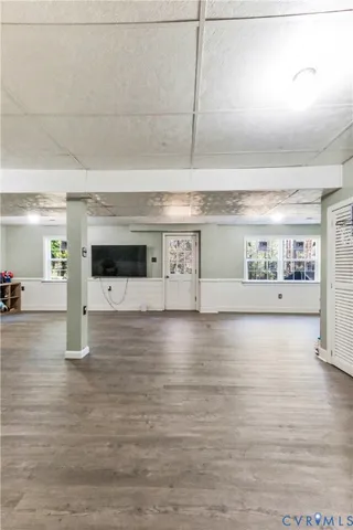 a view of livingroom with an empty space