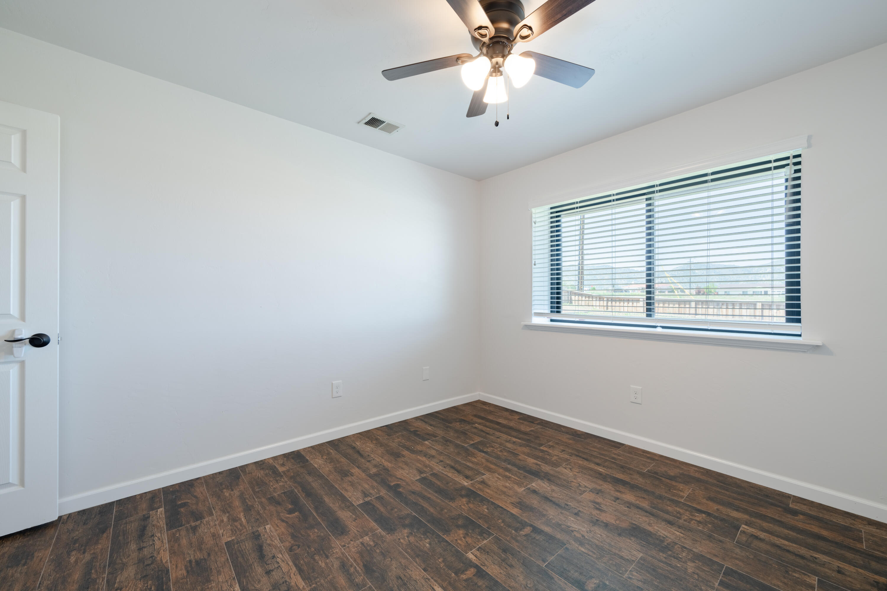 21620 Ginger Court Tehachapi, CA 93561 - Photo 19 of 28 19-JYP00047-HDR