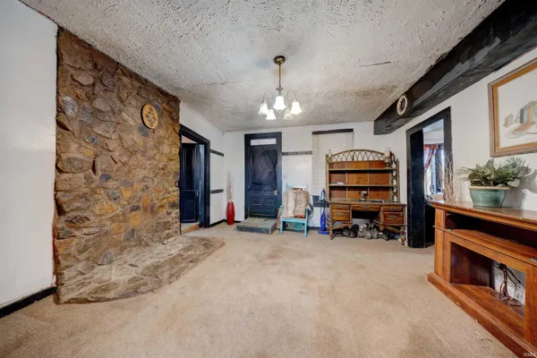 $194,900 | 9469 West Sinclair Road, Birdseye, IN 47513