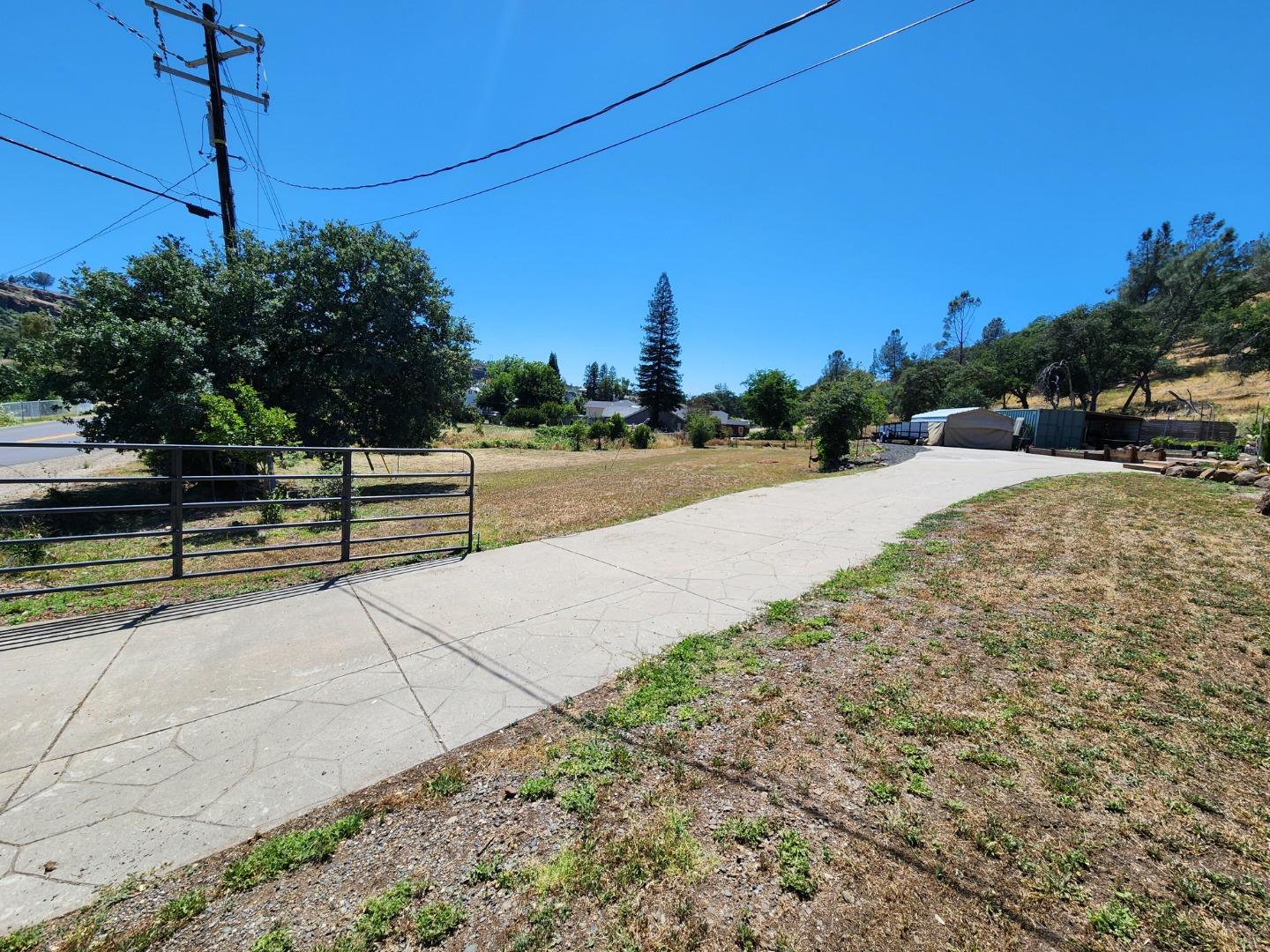 1141 Honey Run Road Chico, CA 95928 - Photo 11 of 38