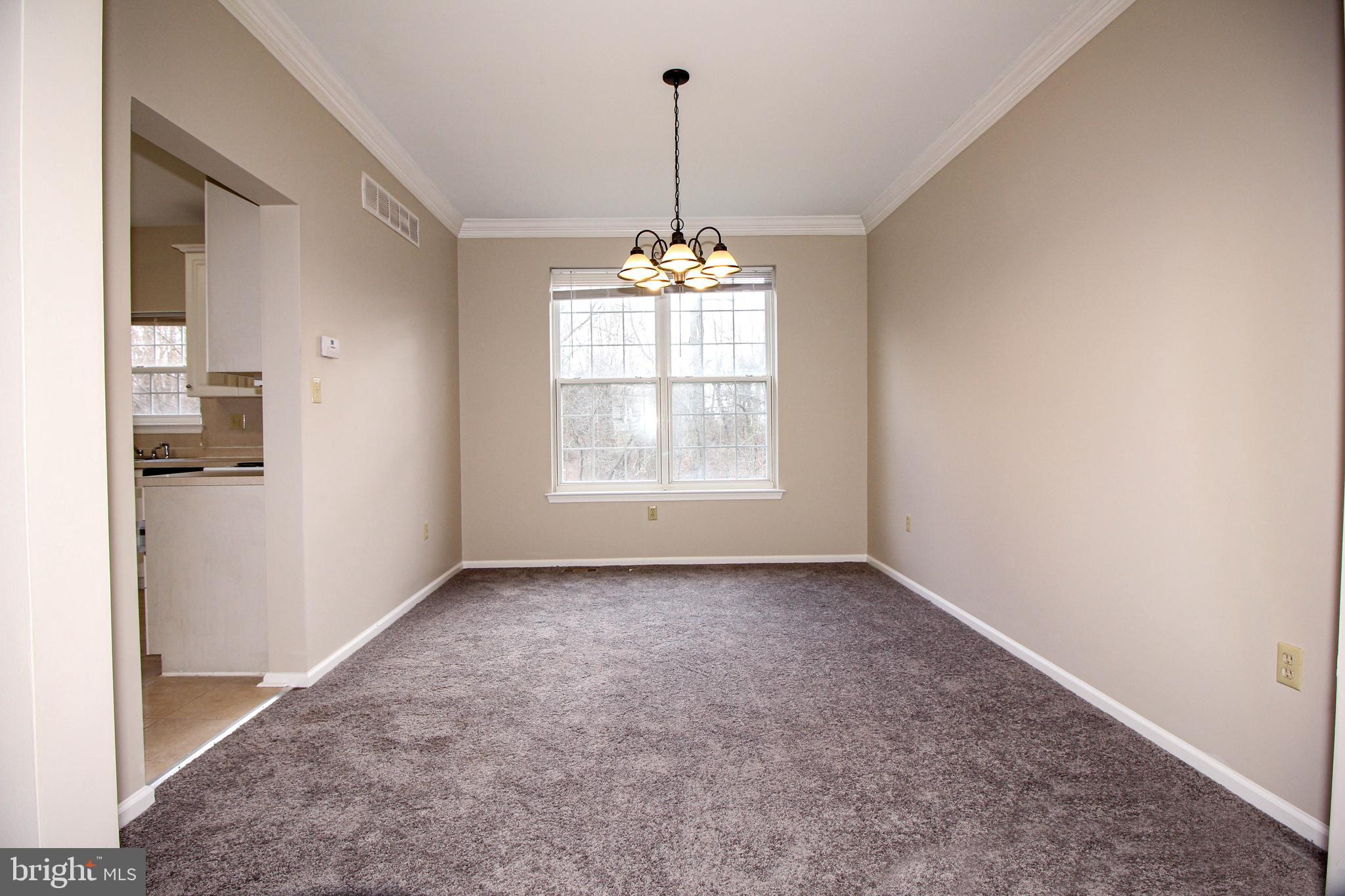 127 Julie Road Pottstown, PA 19464 - Photo 15 of 37 Dining room